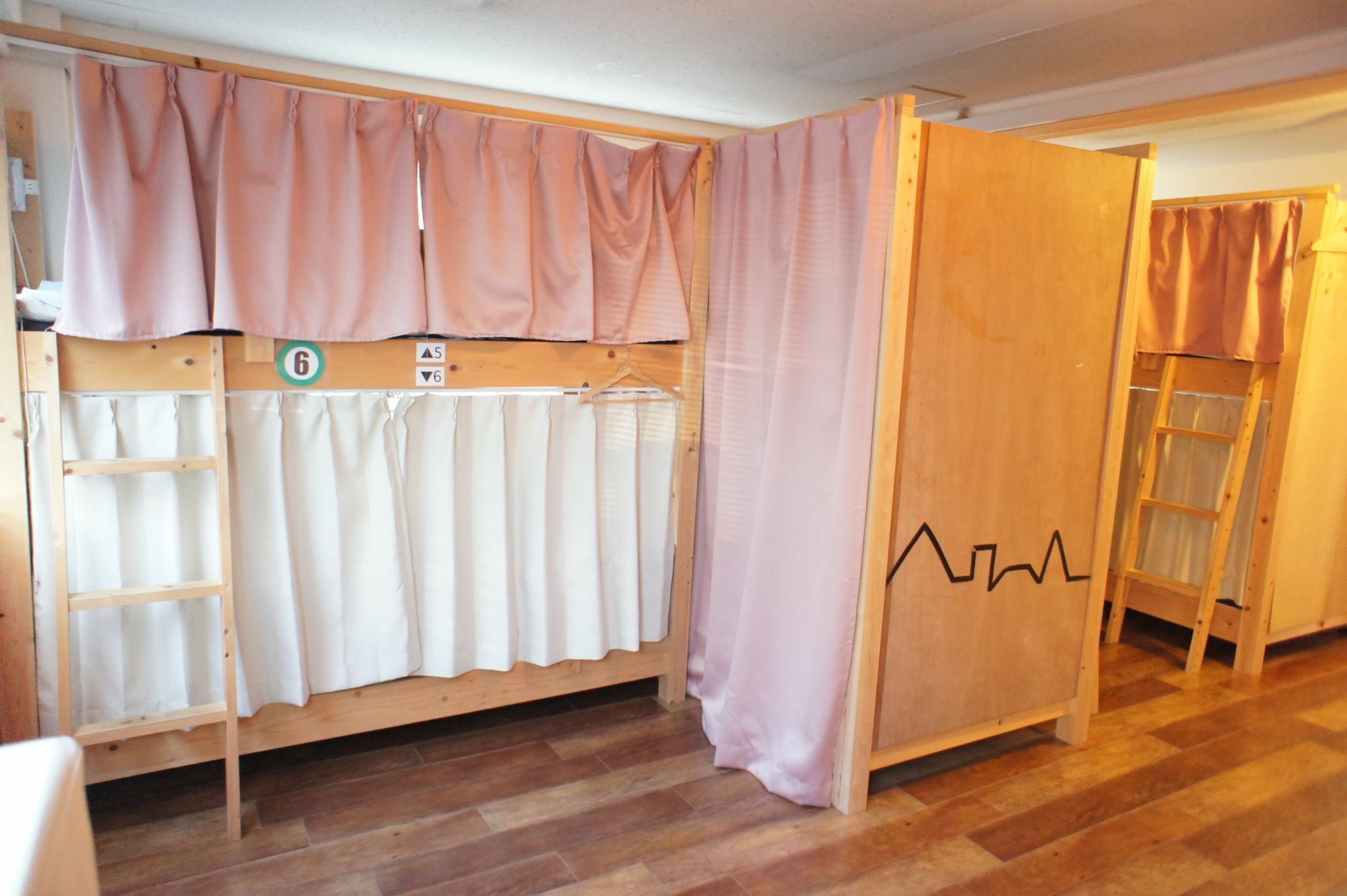 Guesthouse Sun Ōsaka Extérieur photo